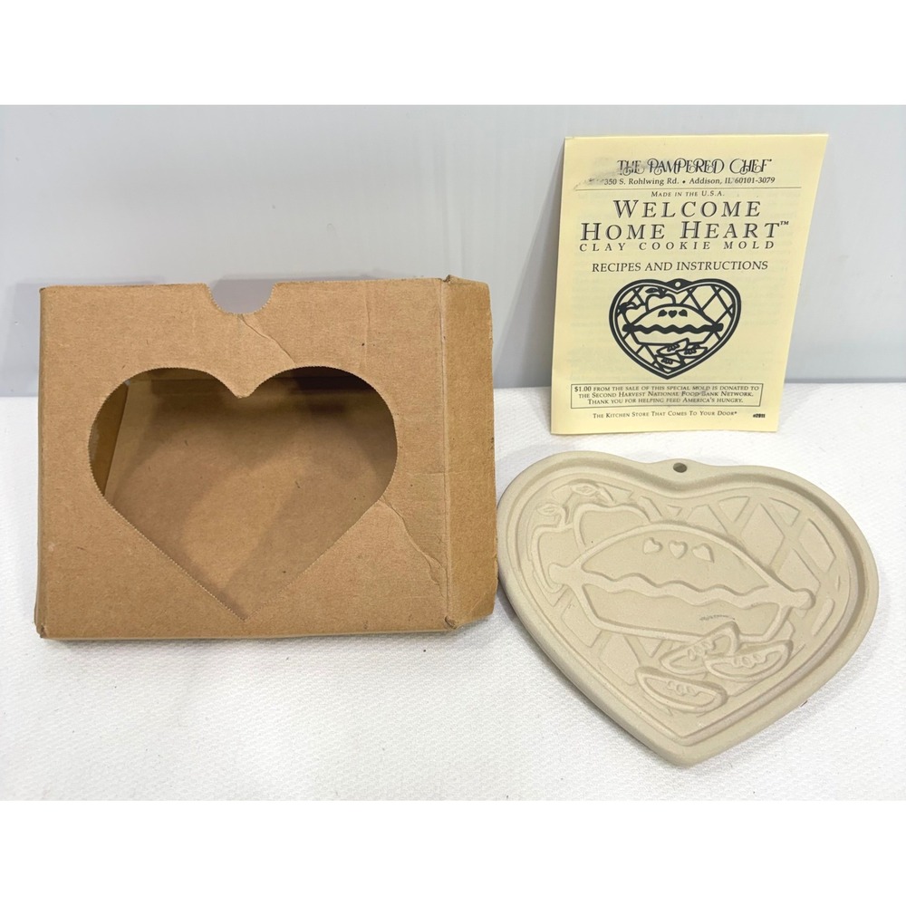 Pampered Chef Welcome Home Heart Clay Cookie Mold 1991 Apple Pie Stoneware USA